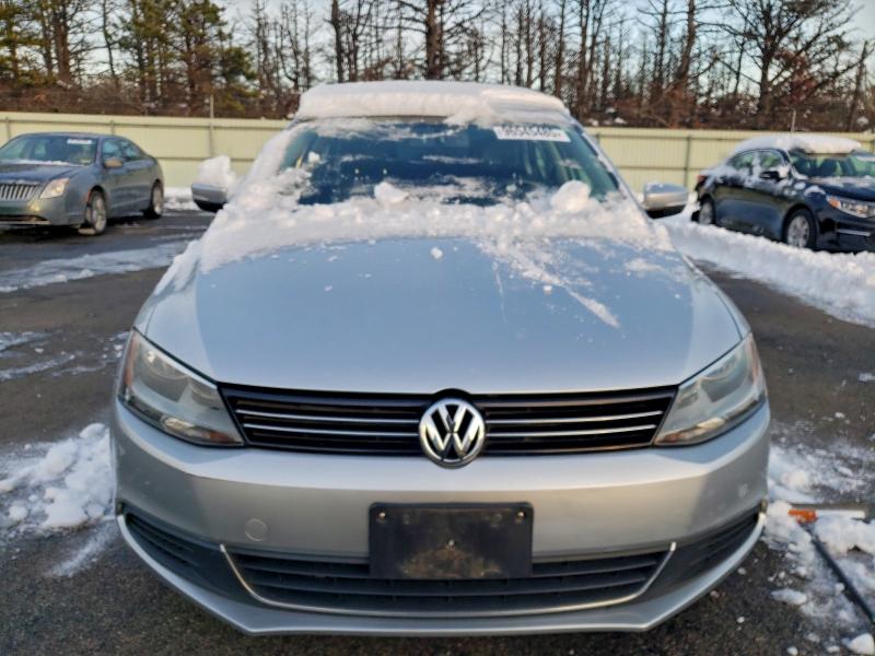 2013 VOLKSWAGEN JETTA SE #3317866951
