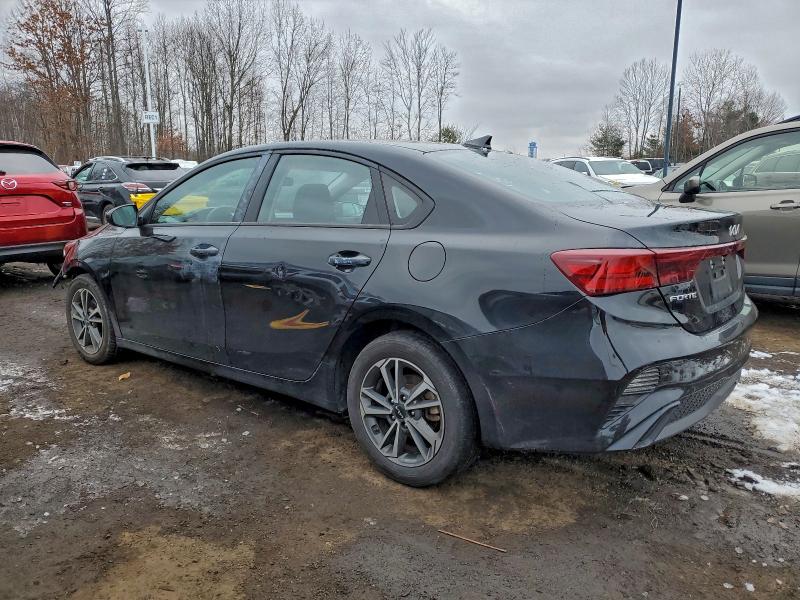 2023 KIA FORTE LX #3319986184