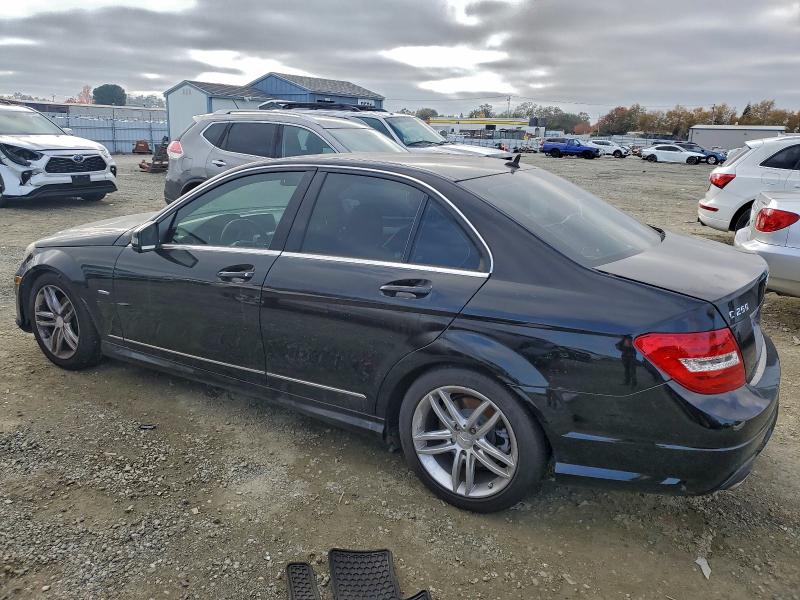 2012 MERCEDES-BENZ C 250 #3304603453