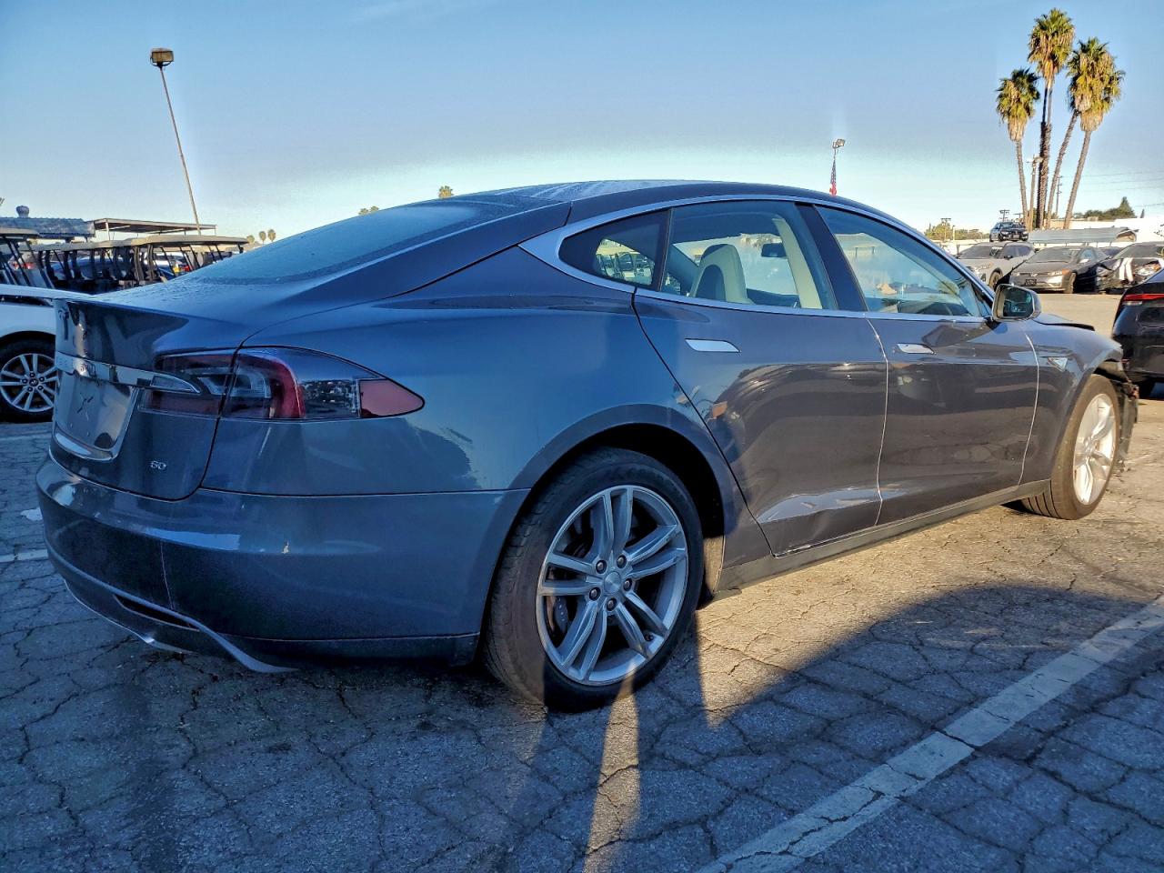 TESLA MODEL S