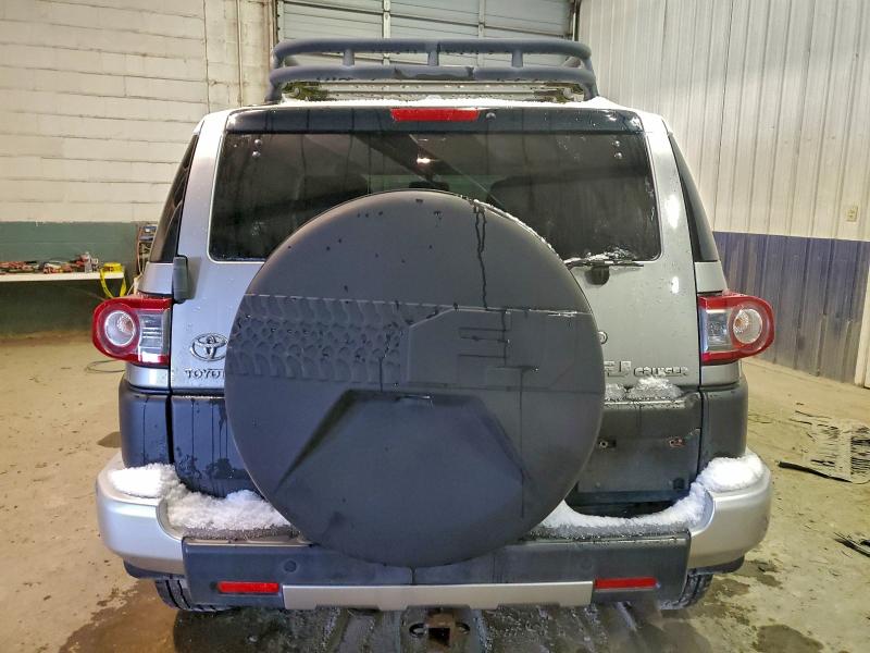 2012 TOYOTA FJ CRUISER #3308290162