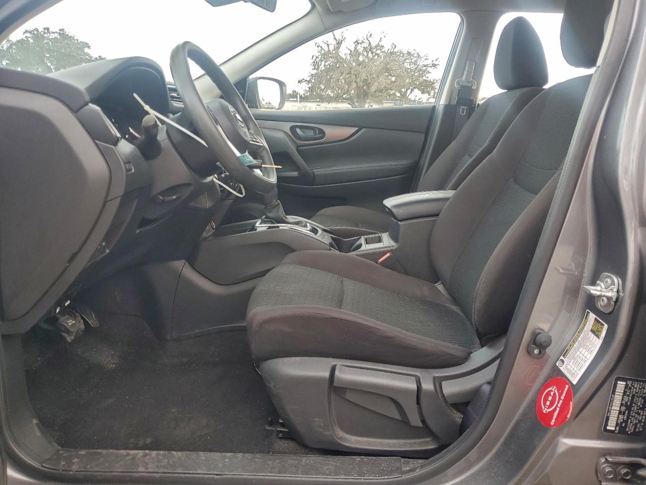 NISSAN ROGUE SPORT S