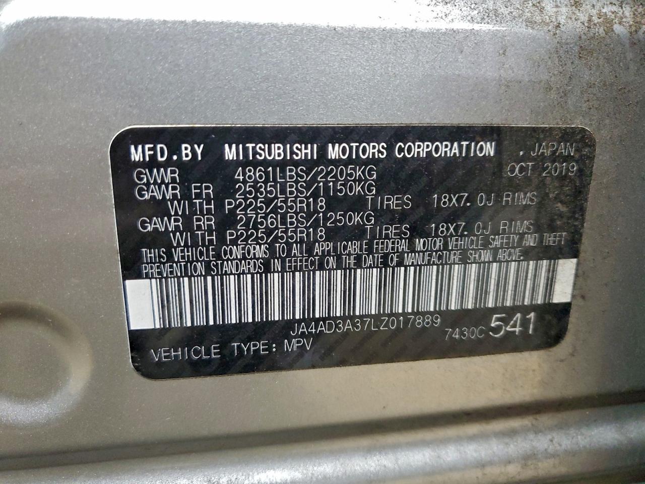 MITSUBISHI OUTLANDER SE