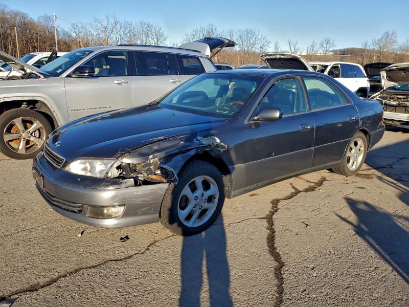 2001 LEXUS ES 300 #3303724480