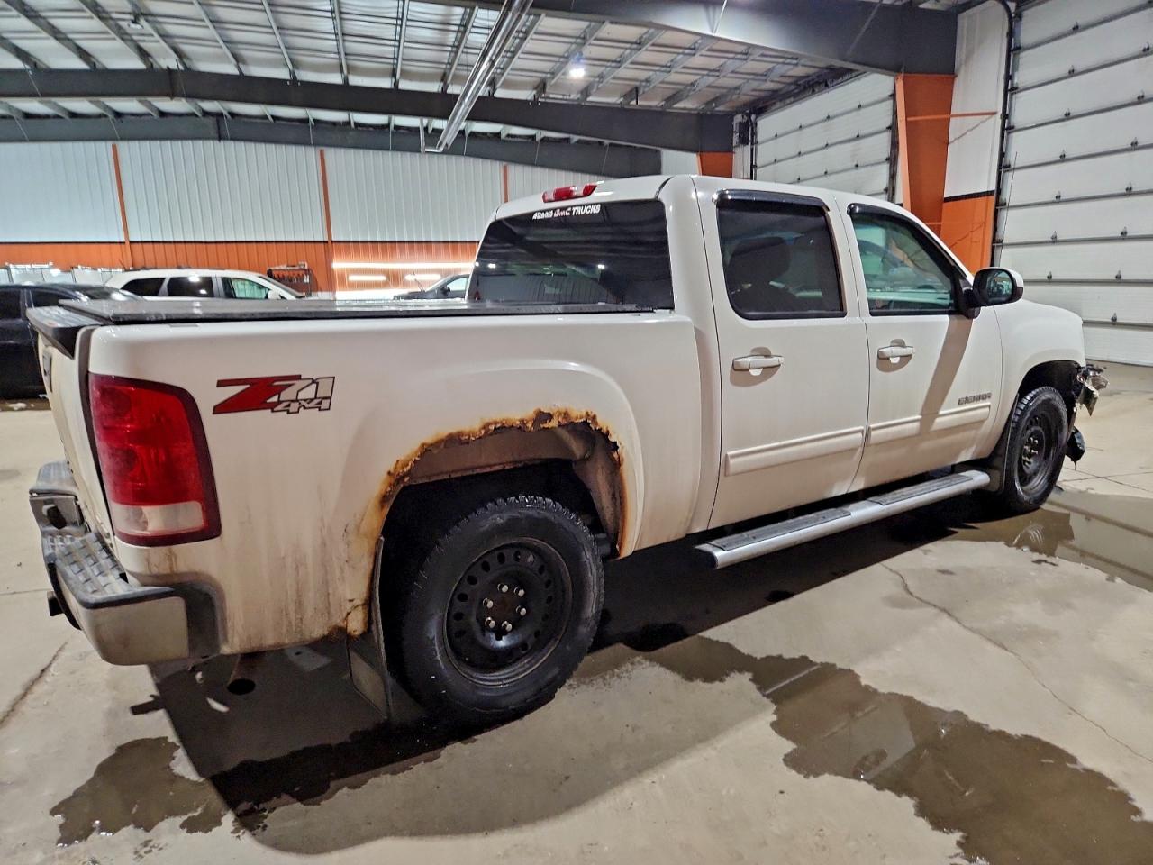 GMC SIERRA K1500 SLT