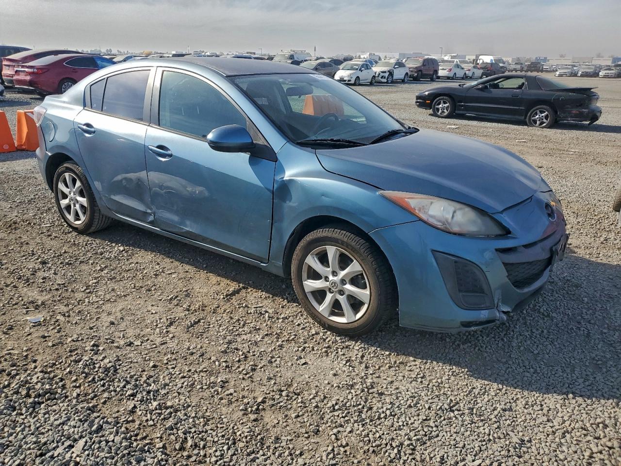 MAZDA 3 I