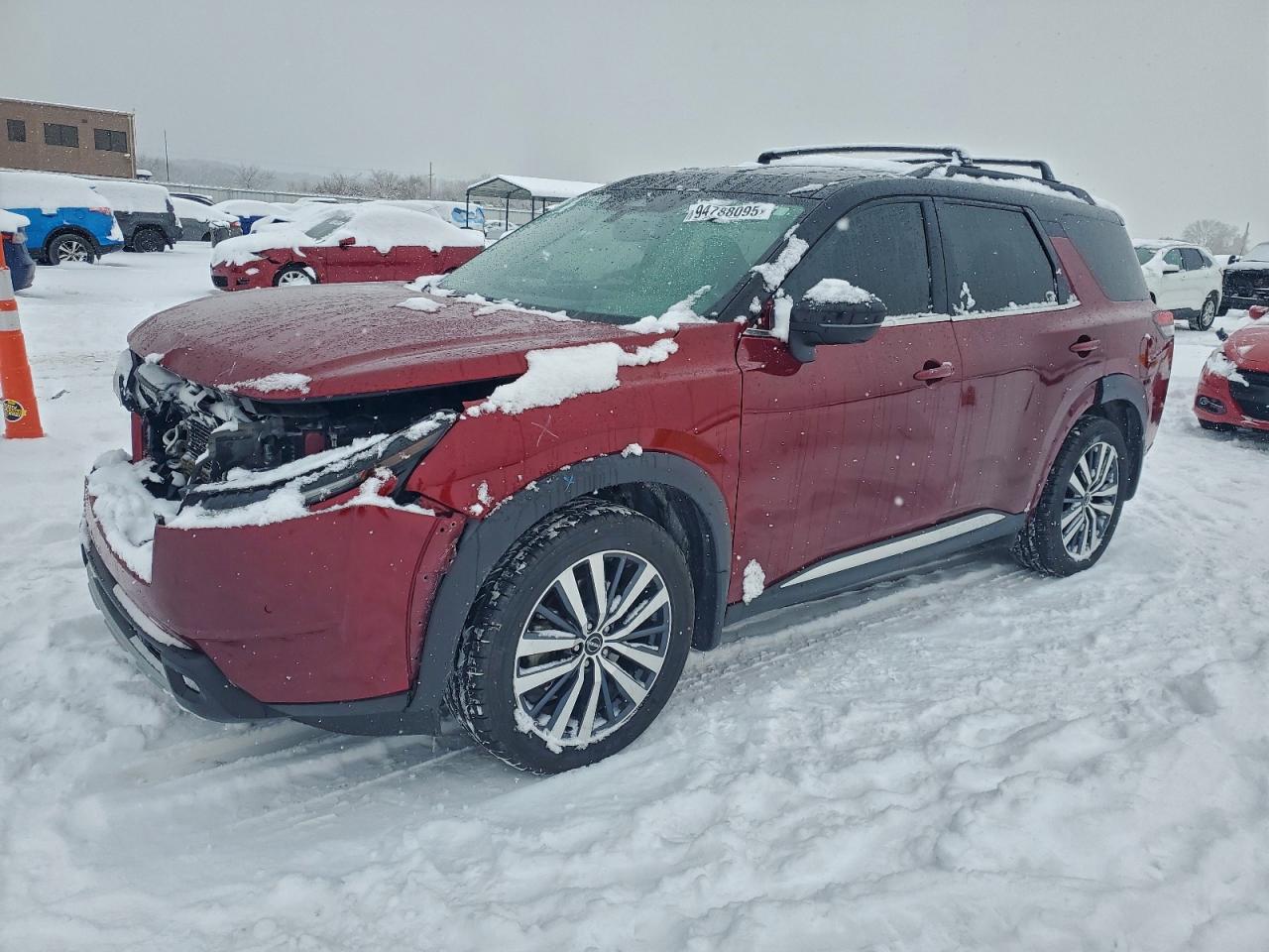 NISSAN PATHFINDER PLATINUM