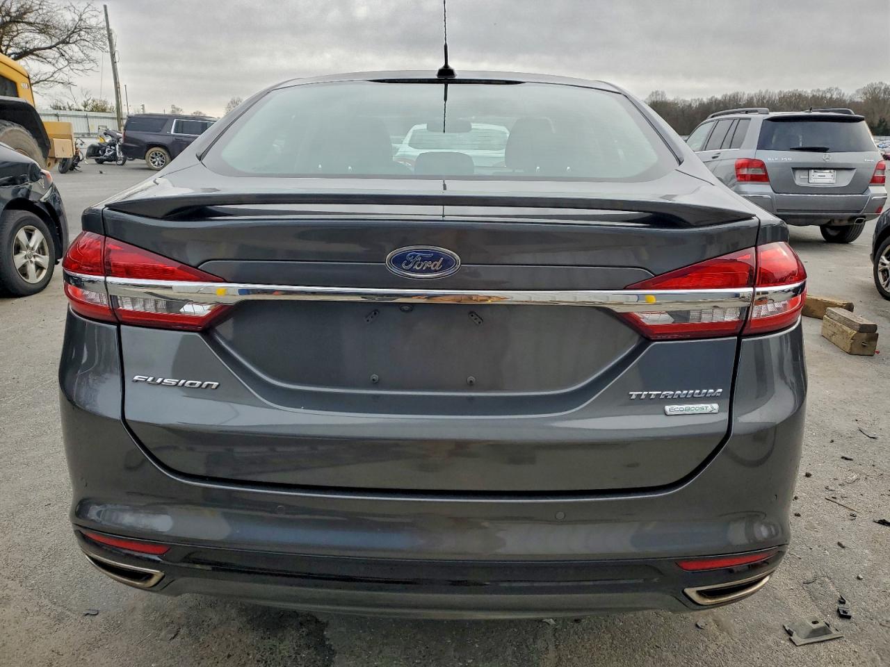 FORD FUSION TITANIUM