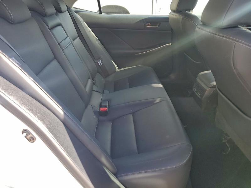2017 LEXUS IS 200T #3310409007