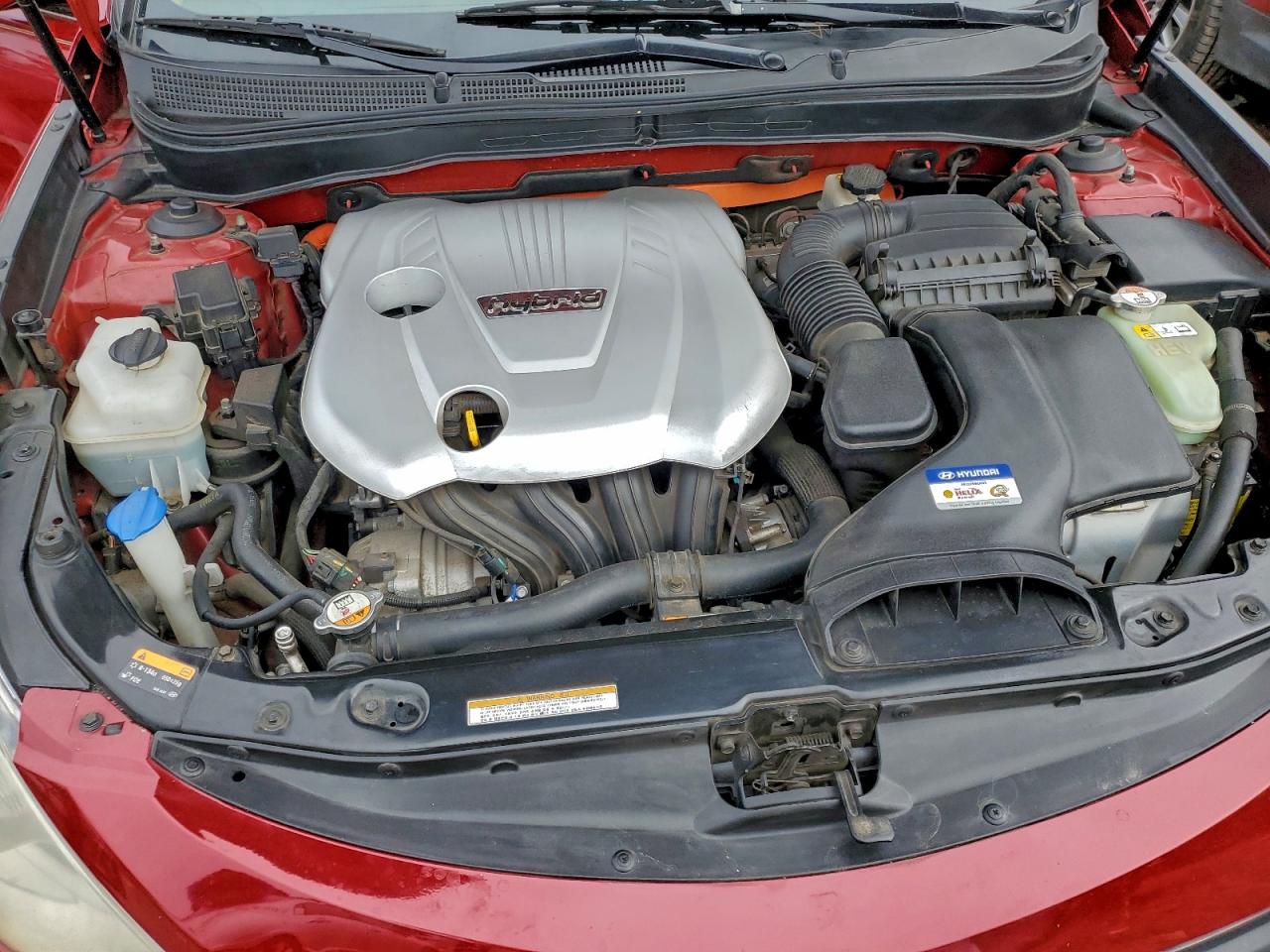 HYUNDAI SONATA HYBRID