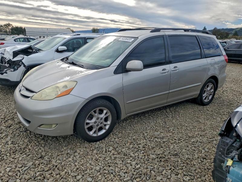 2006 TOYOTA SIENNA XLE #3304023602