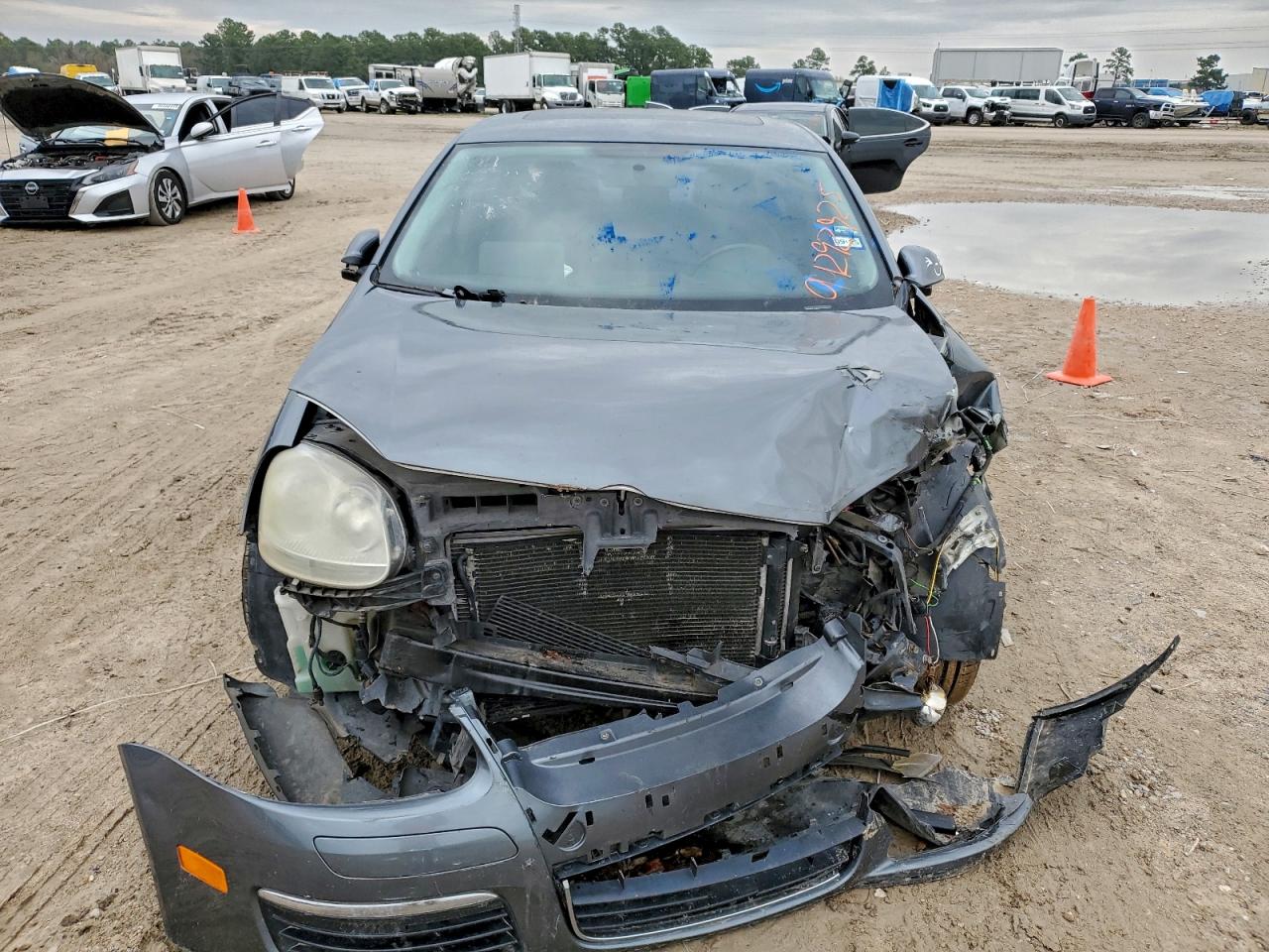 Lot #3311609220 2009 VOLKSWAGEN JETTA SE