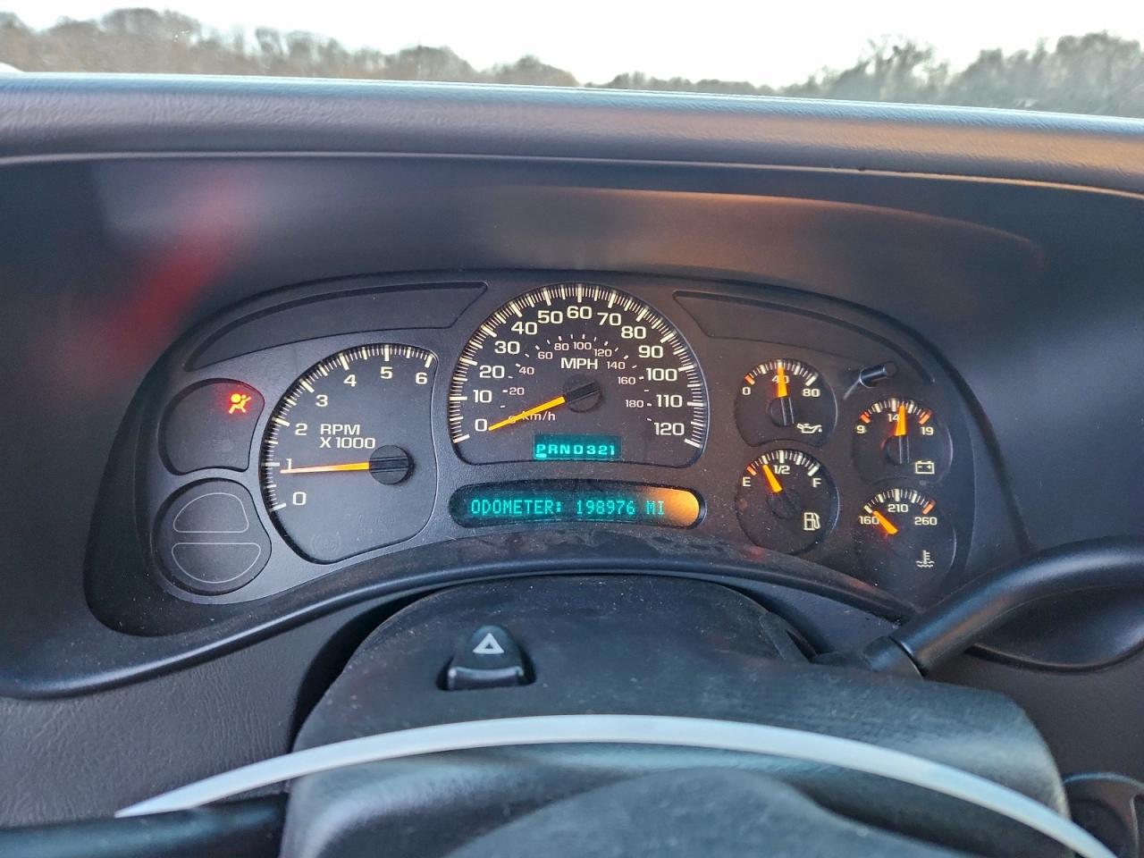 Lot #3310318043 2004 GMC NEW SIERRA