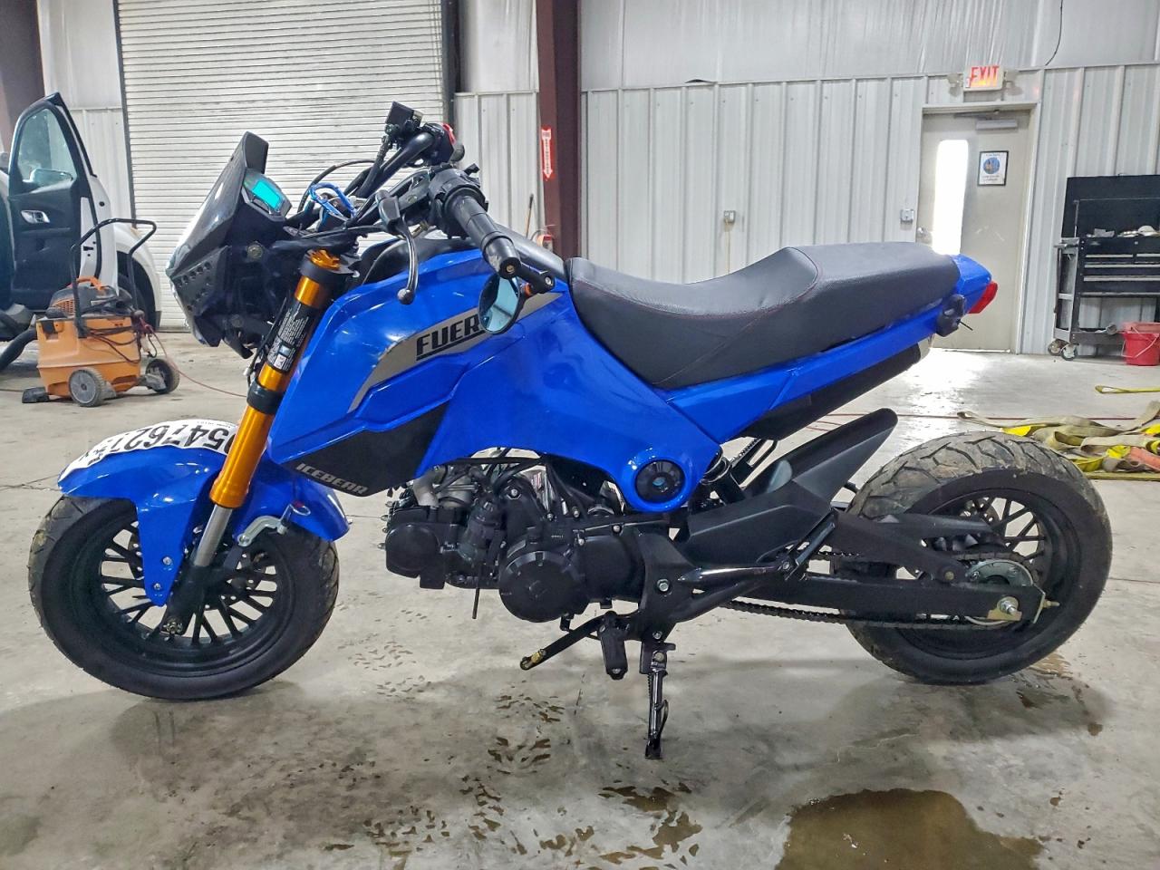 Lot #3309604582 2024 HUZH MC