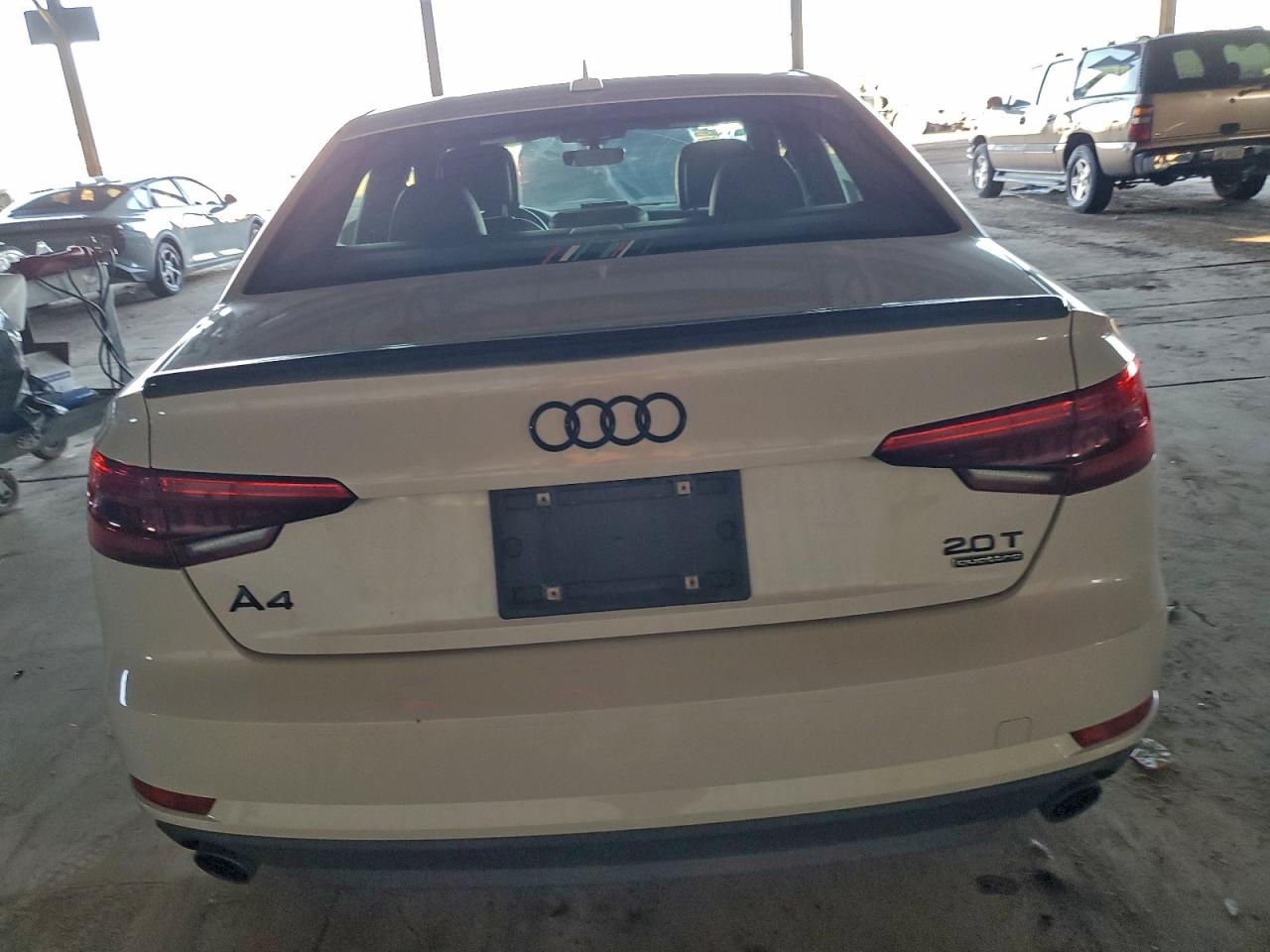 AUDI A4 PREMIUM