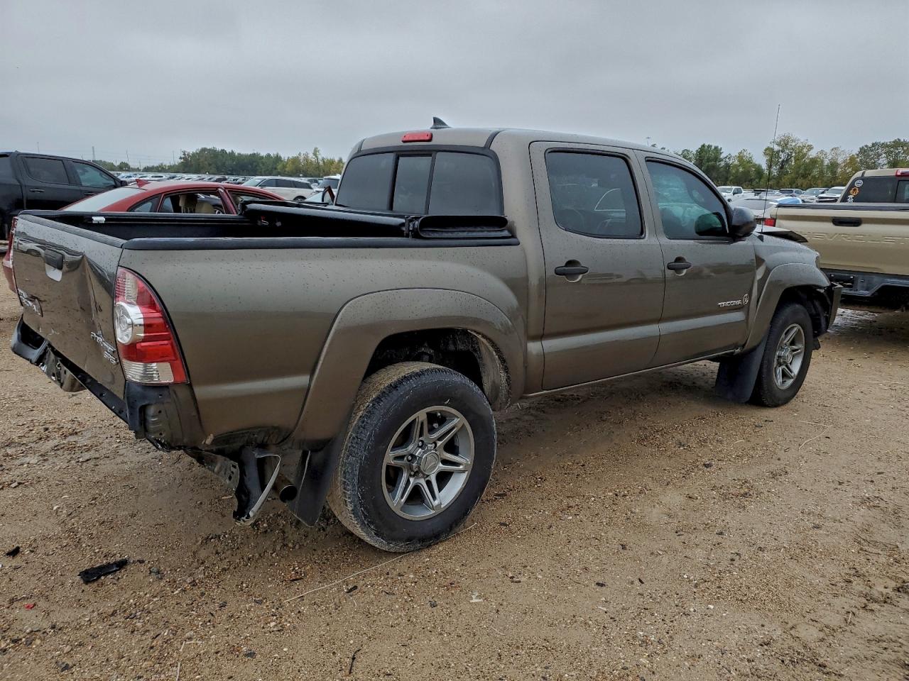 TOYOTA TACOMA DOUBLE CAB