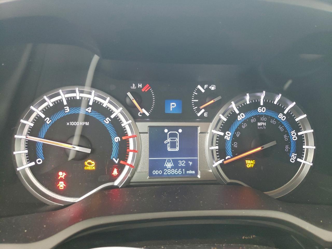 TOYOTA 4RUNNER SR5/SR5 PREMIUM