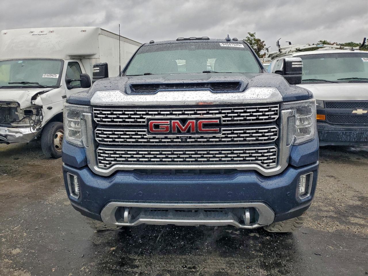 GMC SIERRA K2500 DENALI
