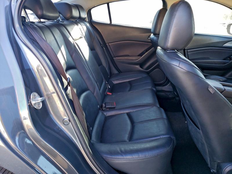 2018 MAZDA 3 TOURING #3315899087