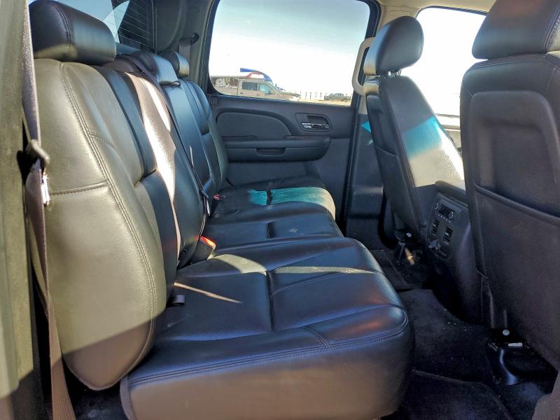 2013 CHEVROLET AVALANCHE #3301945453