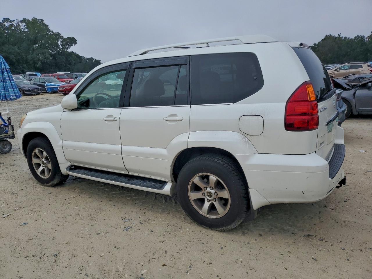 Lot #3309255627 2004 LEXUS GX 470