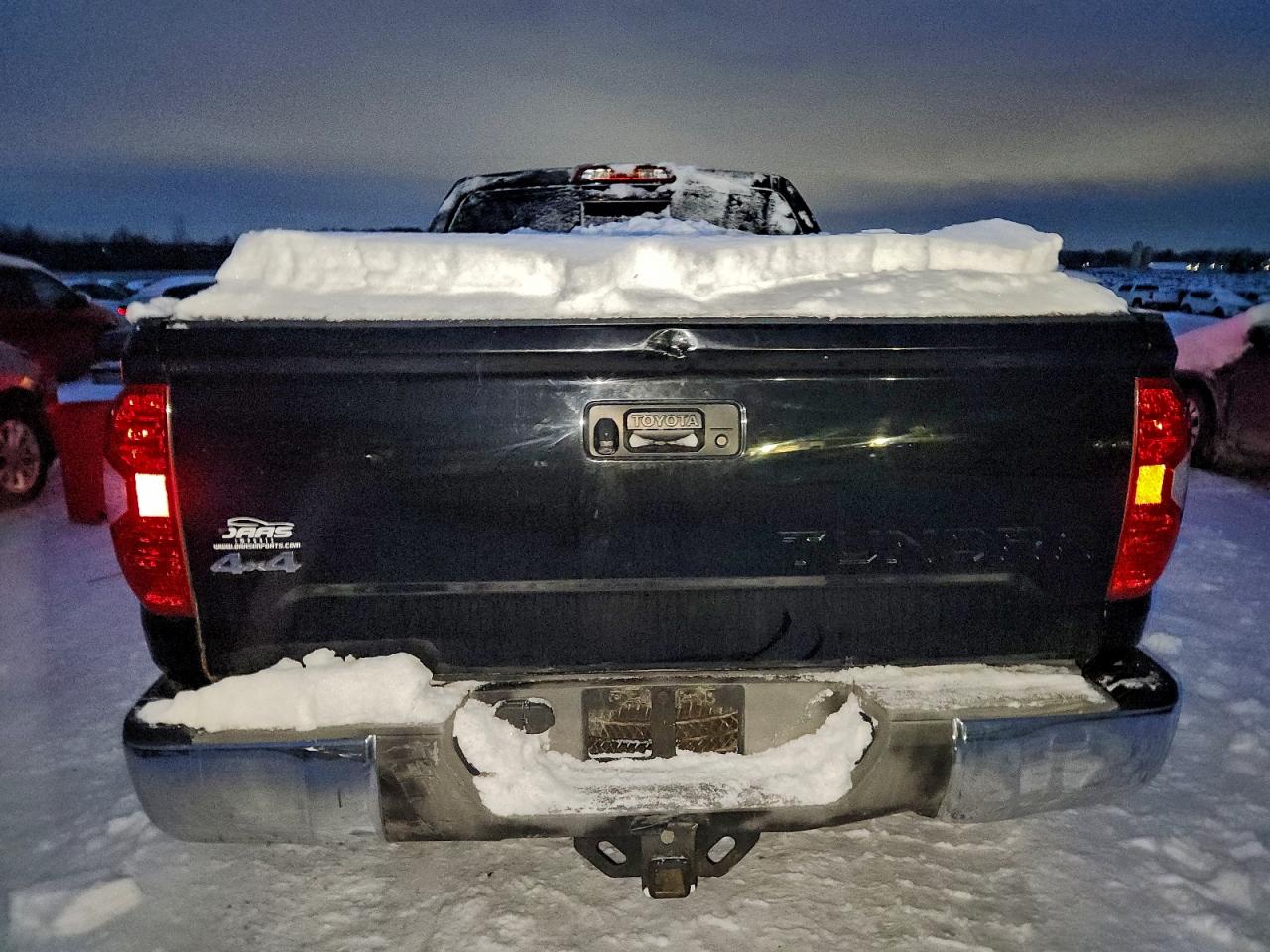 TOYOTA TUNDRA DOUBLE CAB SR