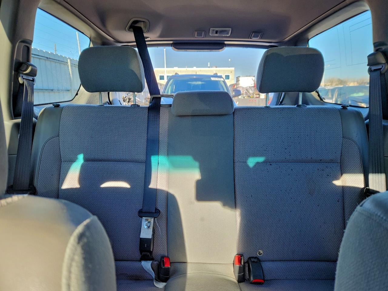 Lot #3302153138 2004 SUBARU FORESTER 2