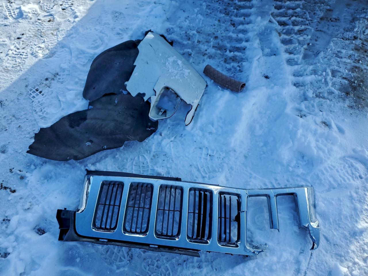 Lot #3303663937 2012 JEEP GRAND CHER