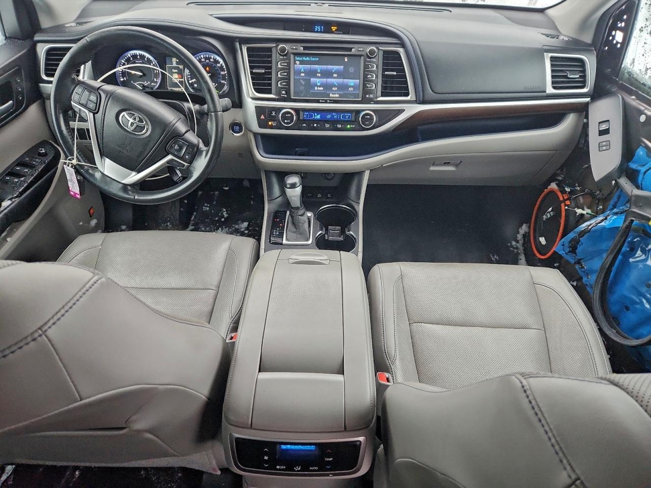 TOYOTA HIGHLANDER LIMITED