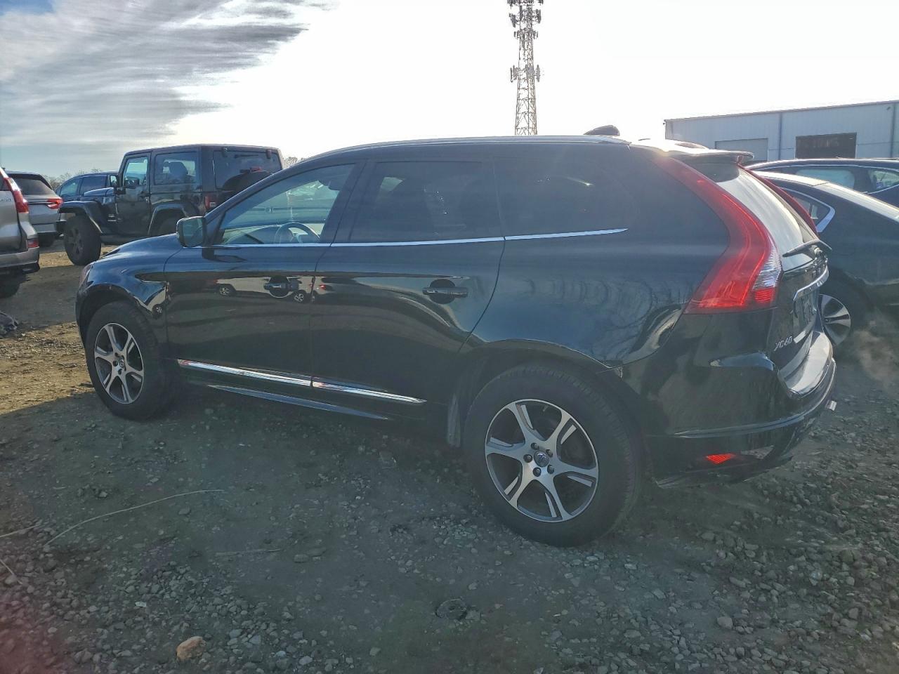 VOLVO XC60 T6