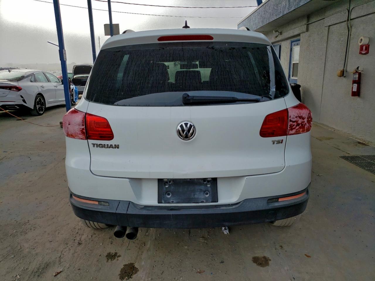 Lot #3316754404 2017 VOLKSWAGEN TIGUAN S