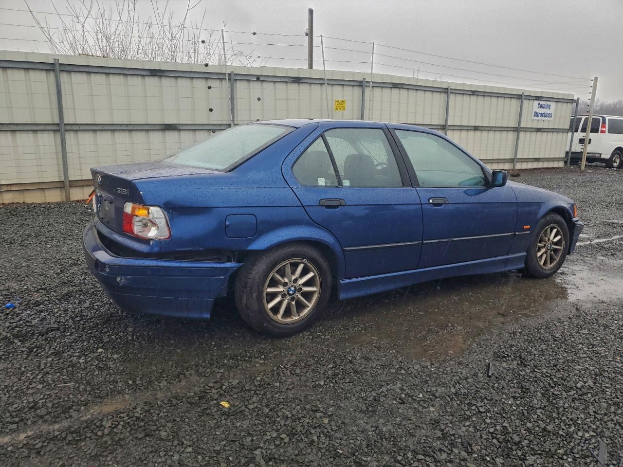 Lot #3311676237 1997 BMW 318 I AUTO