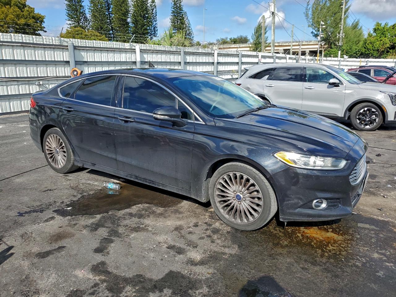 FORD FUSION TITANIUM
