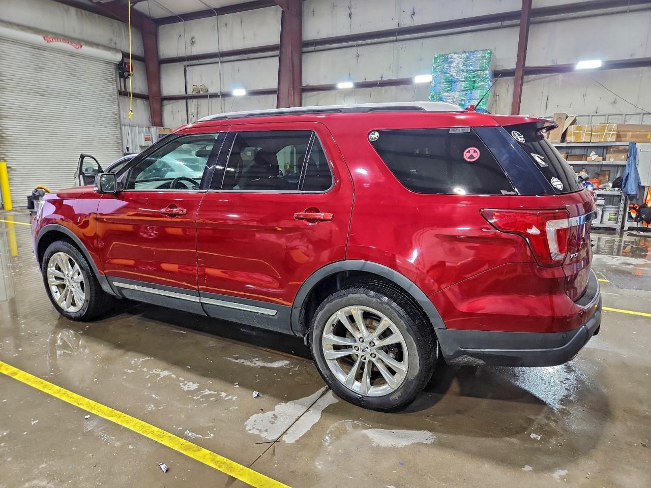 FORD EXPLORER XLT
