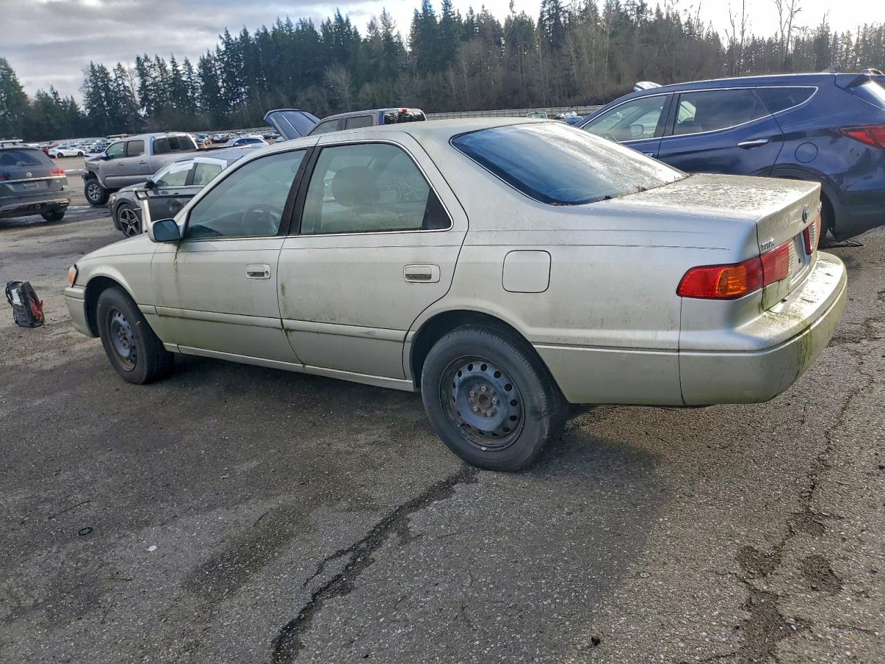 Lot #3319220746 2001 TOYOTA CAMRY CE