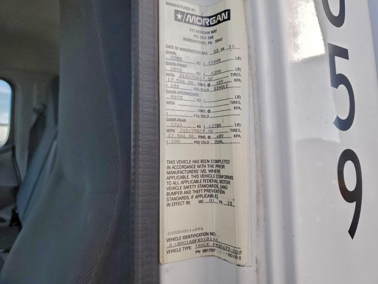 Lot #3319208705 2015 MITSUBISHI FE FEC72S