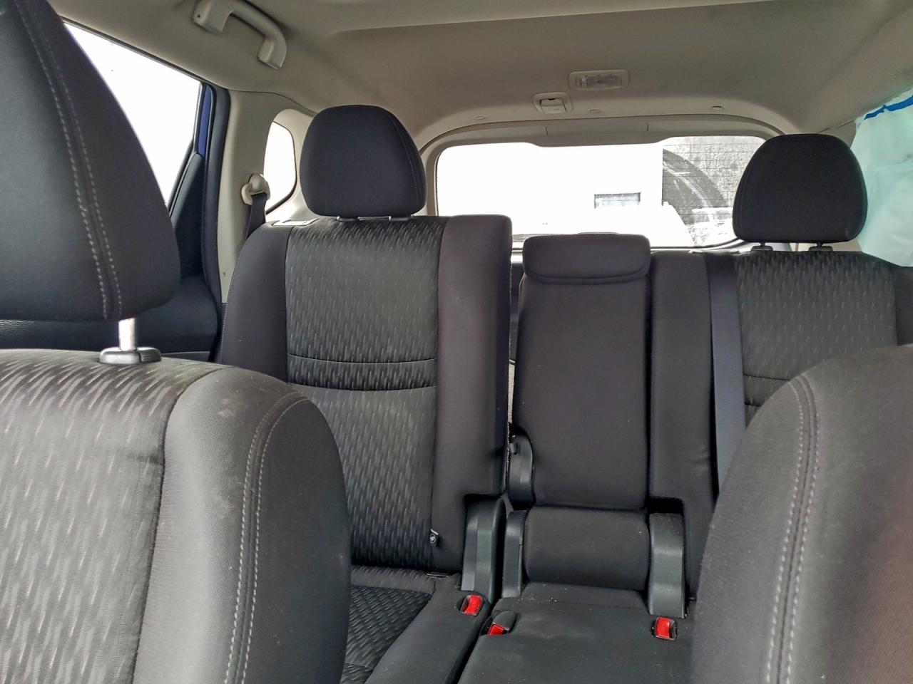 Lot #3304609439 2019 NISSAN ROGUE S