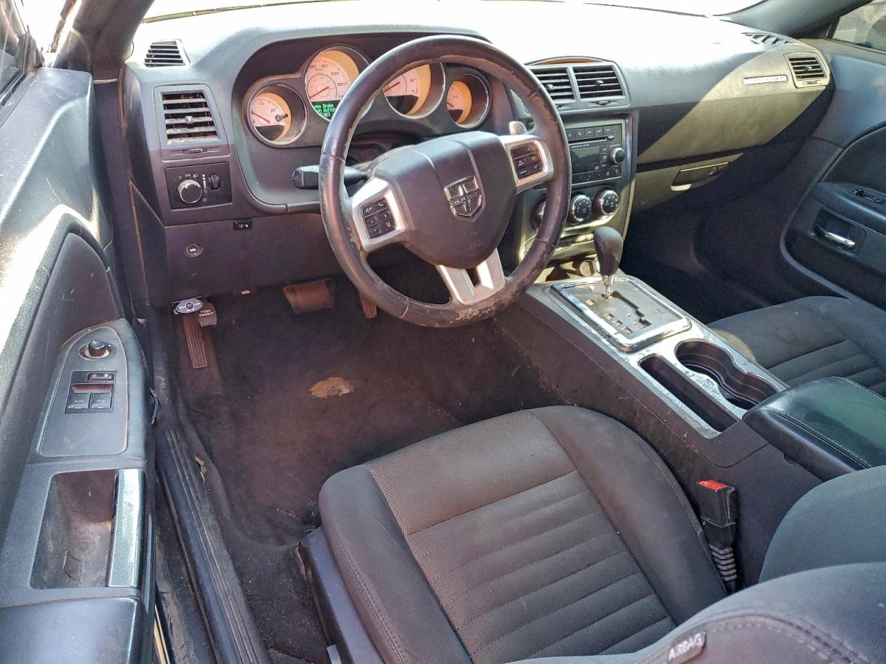 DODGE CHALLENGER SXT