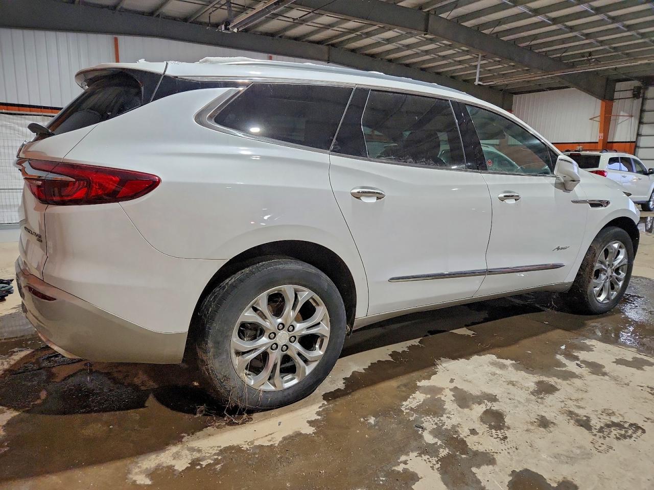 BUICK ENCLAVE AVENIR