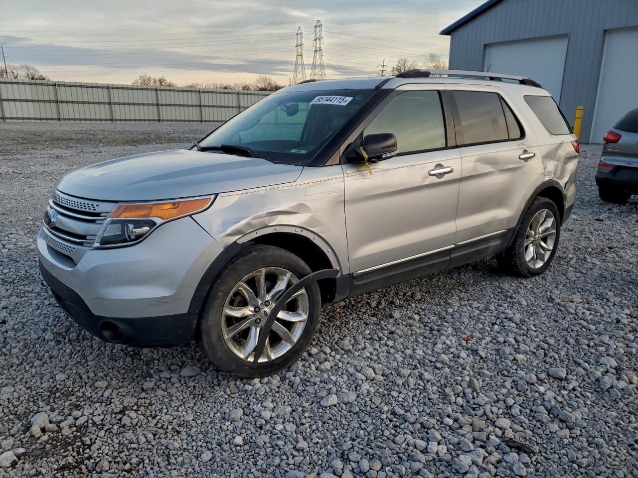 FORD EXPLORER XLT