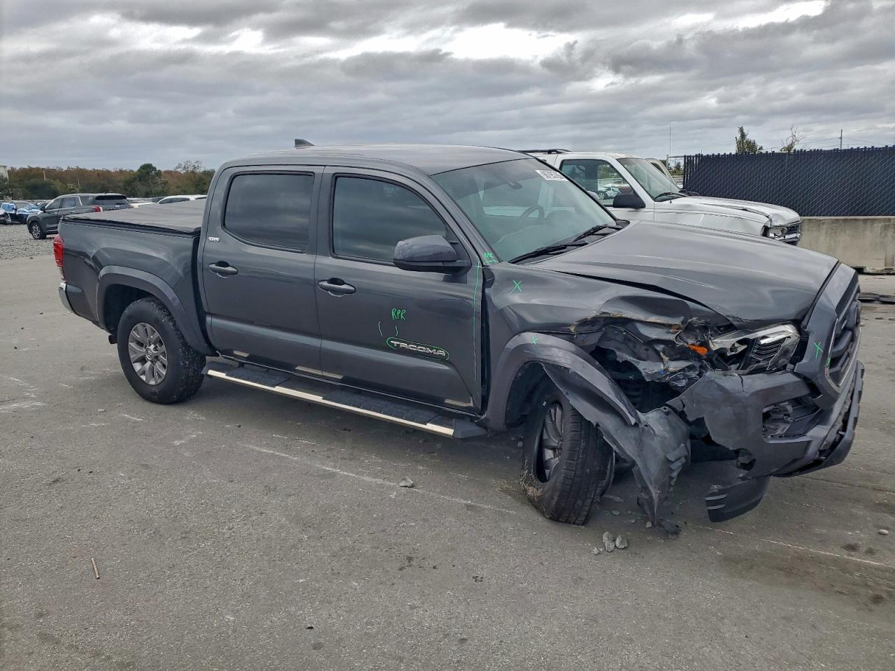 Lot #3315909141 2019 TOYOTA TACOMA DOU