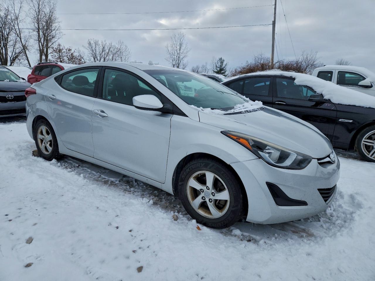 Lot #3310453323 2015 HYUNDAI ELANTRA SE