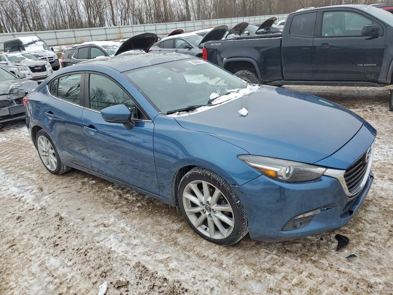 MAZDA 3 GRAND TOURING