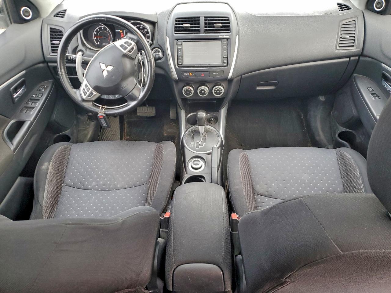 Lot #3318162369 2011 MITSUBISHI OUTLANDER