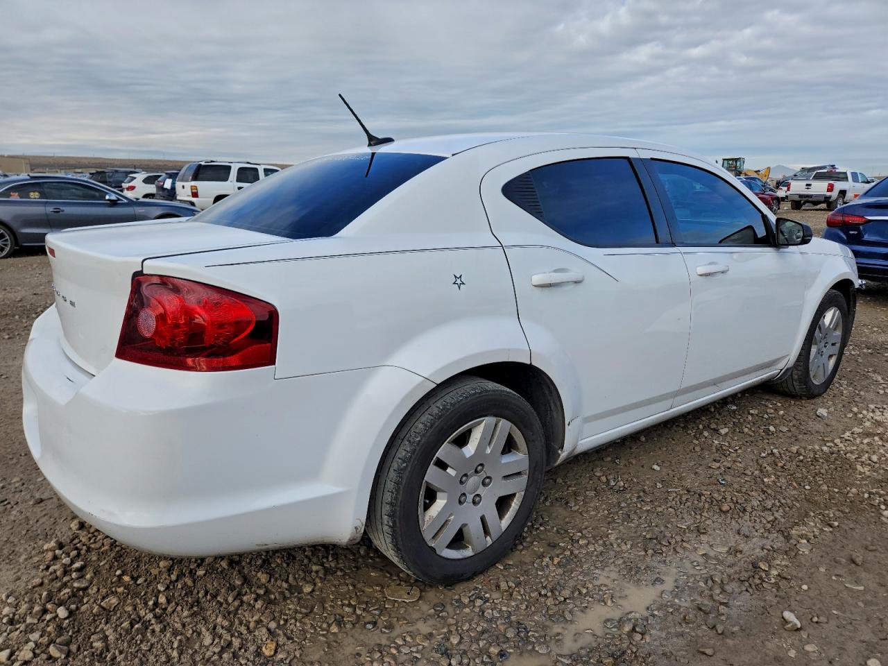 DODGE AVENGER SE