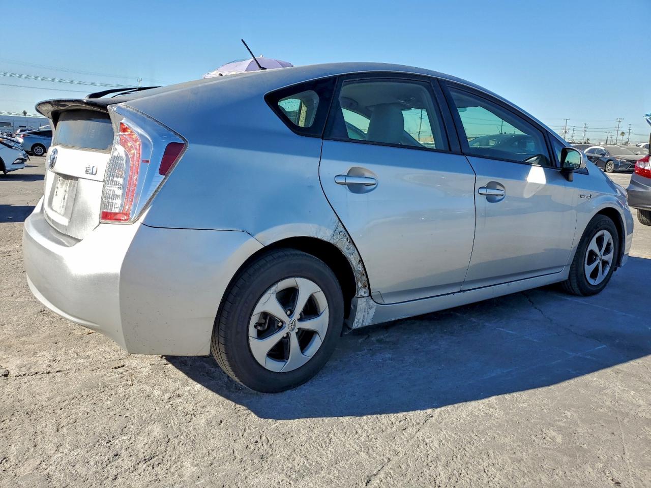 TOYOTA PRIUS