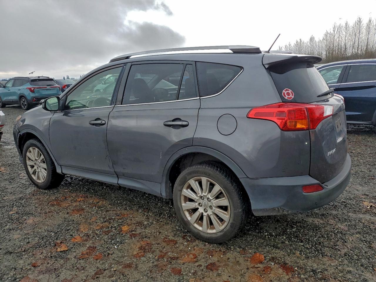 TOYOTA RAV4 LE