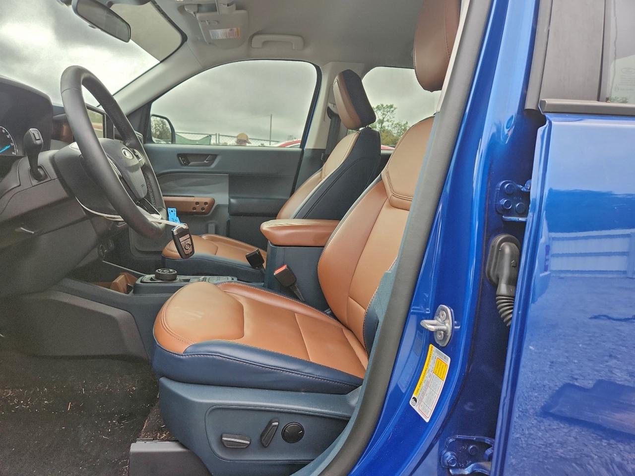 FORD MAVERICK LARIAT