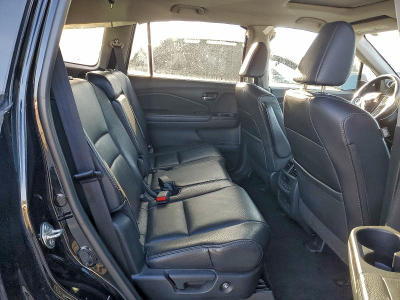 2017 HONDA PILOT EXL #3304557449