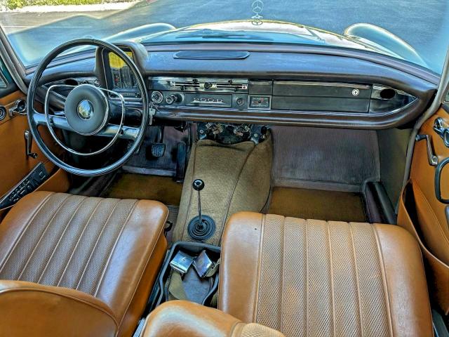 1967 MERCEDES-BENZ 200D #3305289310